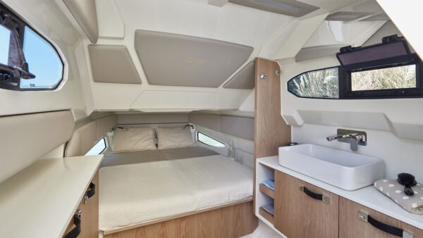 Scatto dell'interno di un gommone Joker Boat - Clubman 32.