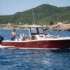 Vista laterale dell'imbarcazione Tuccoli T250 SF Capraia in mare aperto